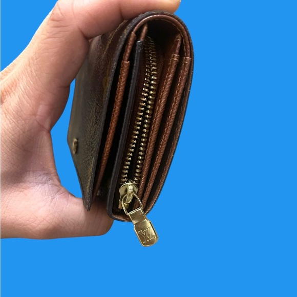 Louis Vuitton Monogram Canvas Porte Monnaie Tresor Wallet - Picture 9 of 10